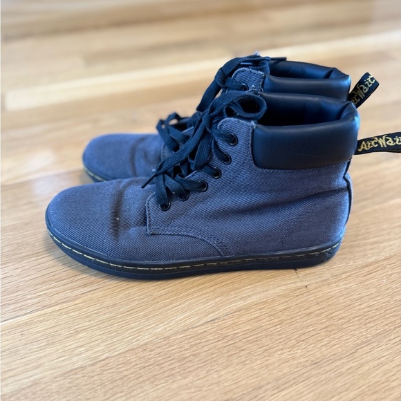 Dr. Martens Shoes - Dr. Martens Size 7 Maelly Bootie Style Gray Fabric With Cushioned Ankle